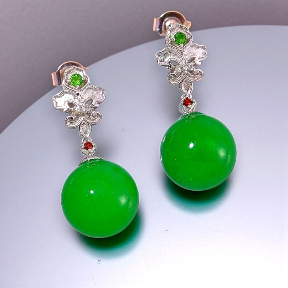 Green Jade Gemstone Fleur De Lis Earrings Sterling